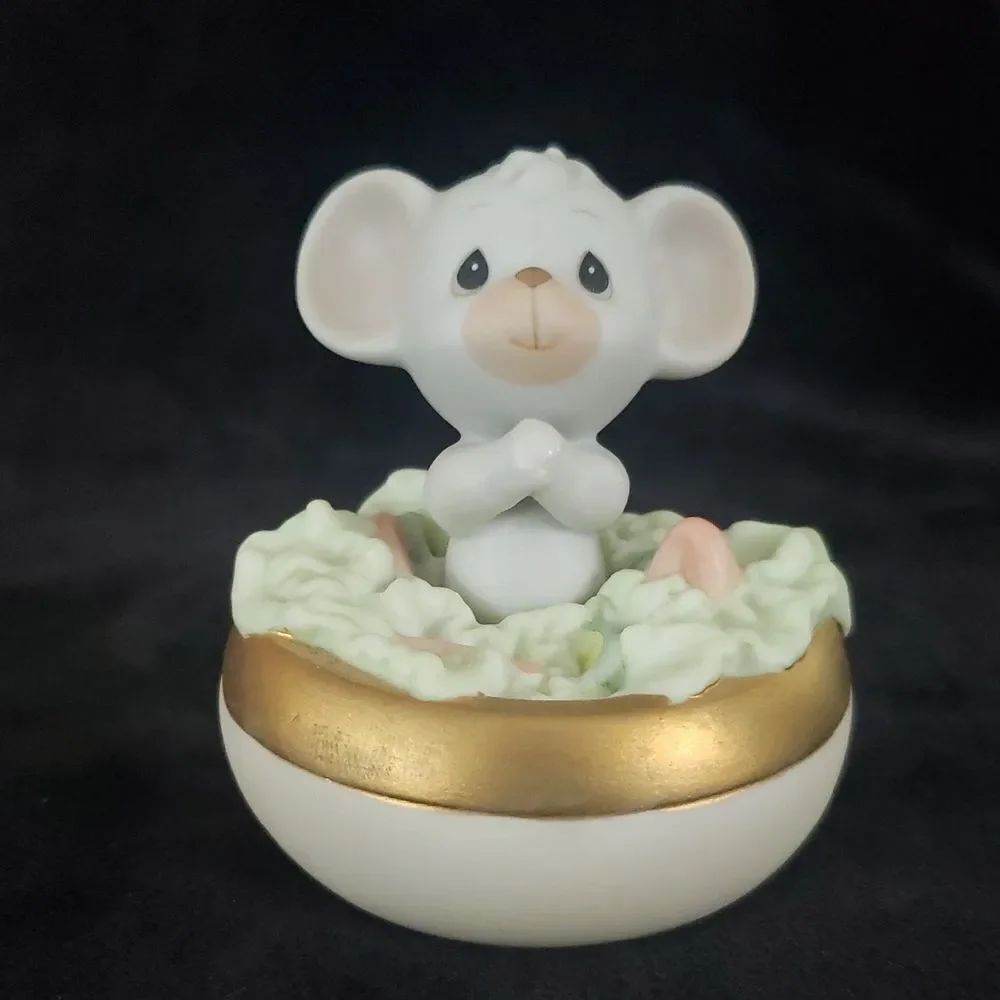Vintage Precious Moments "Lettuce Pray" Mouse Figurine 261122 (1996)